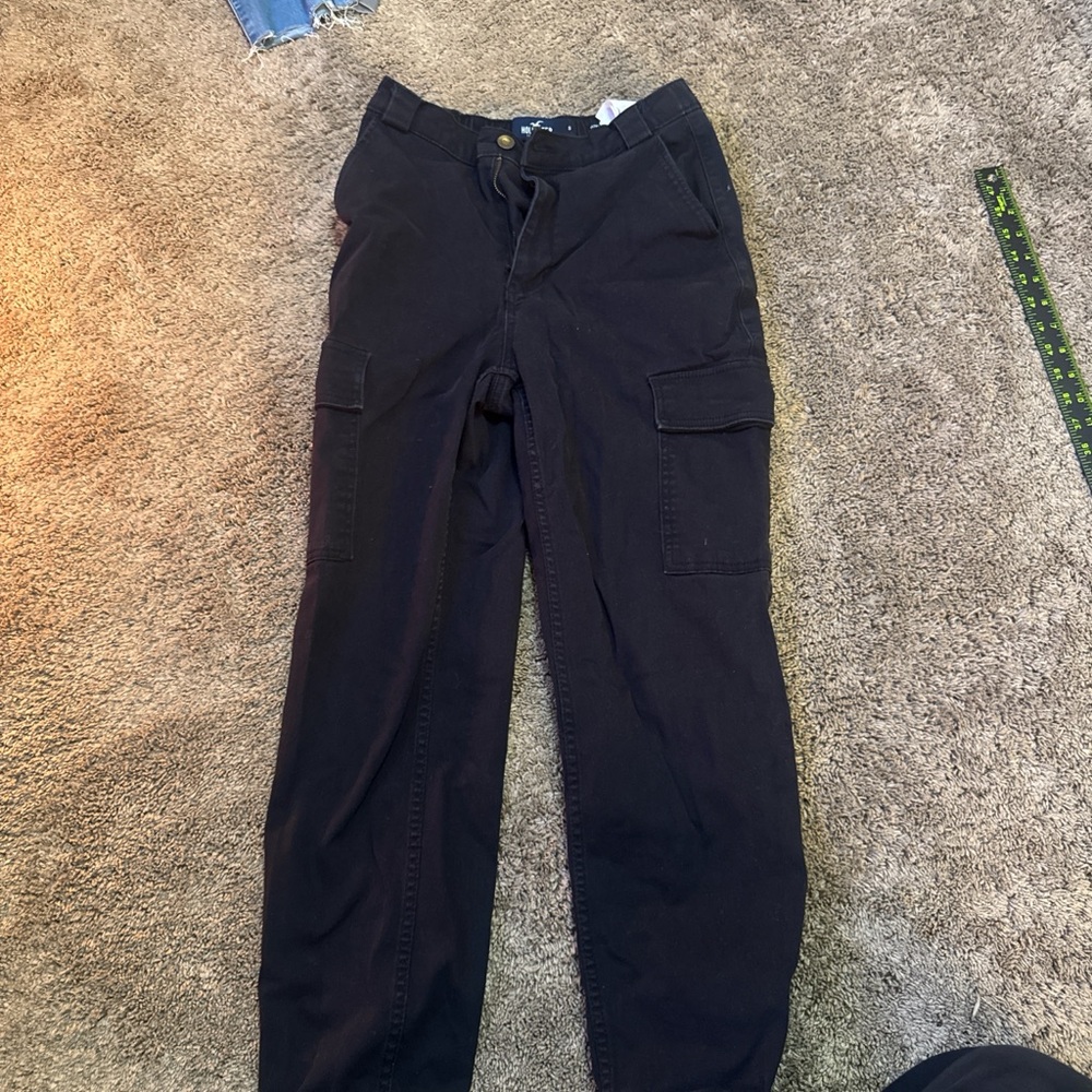 Urban Outfitters Women’s Dark Cargo Pants